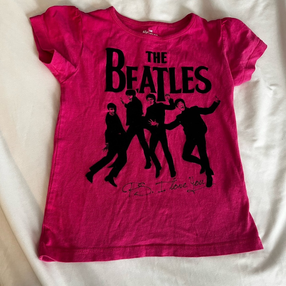 ❄️ 5/$20 Kids Beatles shirt